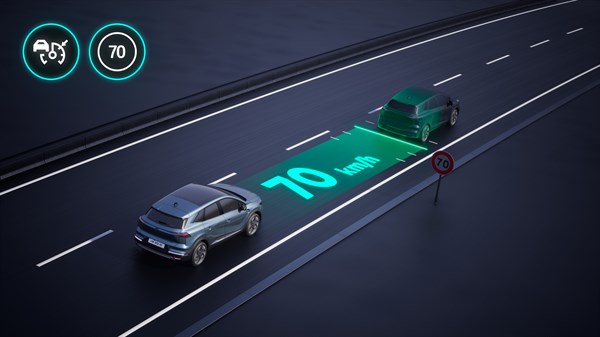 Renault Symbioz E-Tech full hybrid - intelligent adaptive cruise control