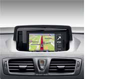 
                    
3. un 4. carminat tomtom®
live



Carminat TomTom®
Live ir Renault jaunā, 
iebūvētā un saistītā navigācijas sistēma. 
Īpaši vienkārši lietojamā sistēma piedāvā 
pilnu efektīvu lietojumprogrammu klāstu. 
Tās centrālais vadības panelis nodrošina 
intuitīvu un ērtu piekļuvi dažādām funkcijām.
                    
                    