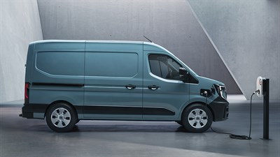 130 kW maximum DC fast charger - Renault Master